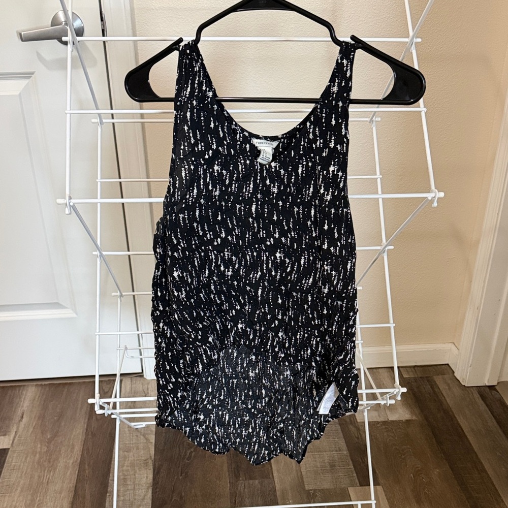 Forever 21 Black and White Tank Top